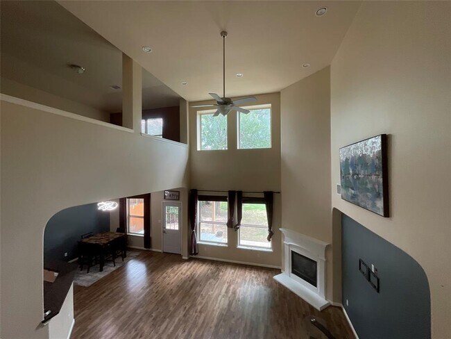 Building Photo - 615 Seminole Canyon Dr