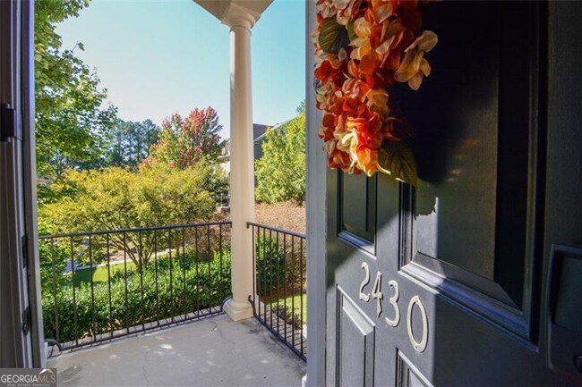 Building Photo - 2430 Natoma Ct SE