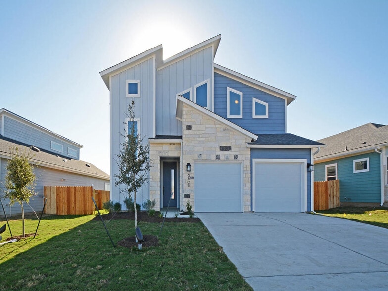 Front of the house, trees and plants are much bigger now. - 6808 Cardinal Bloom Loop