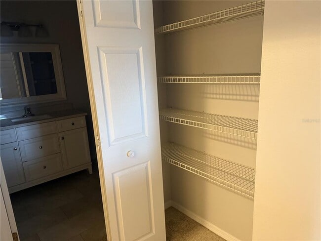 Building Photo - 1796 Bloxam Ave