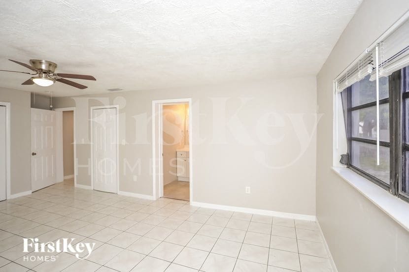 Building Photo - 3751 NW 170th St