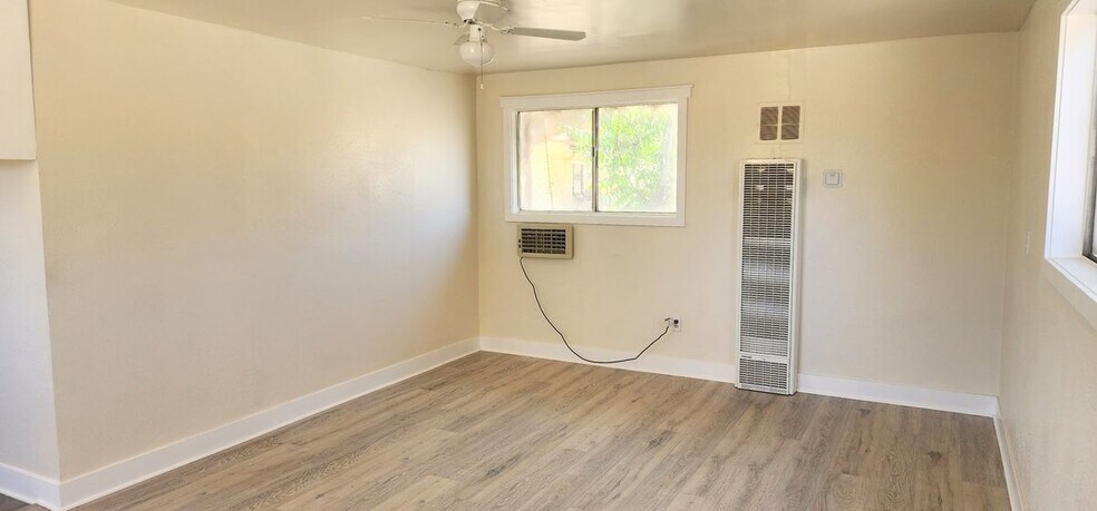 Building Photo - 6963 Tamarisk Ave