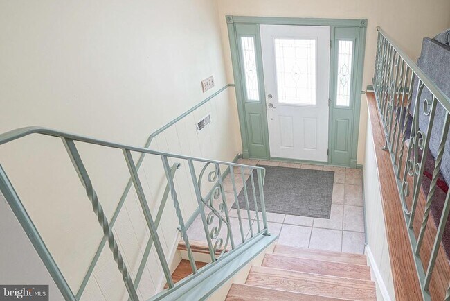 Building Photo - 308 Valley Run Dr