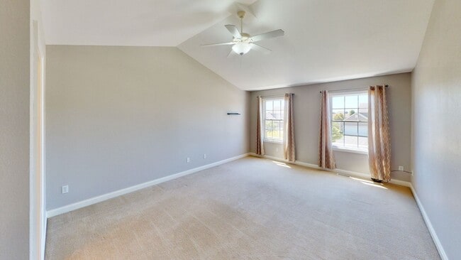 Building Photo - 3 Bedroom House for Rent
