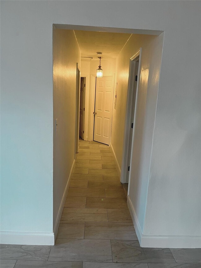 Building Photo - 1440 NW 183rd St