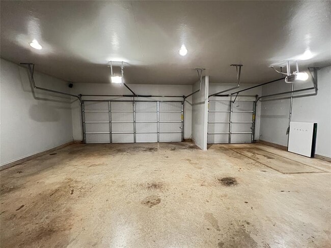Building Photo - 12920 NW 140th Terrace