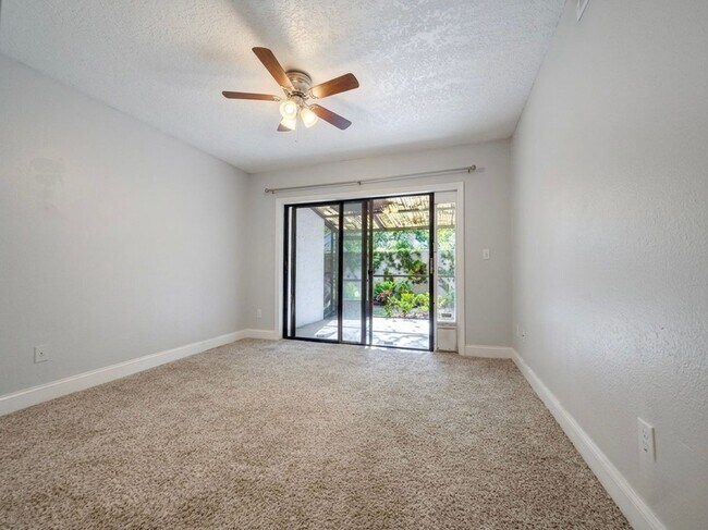 Building Photo - 150 Killarney Bay Ct