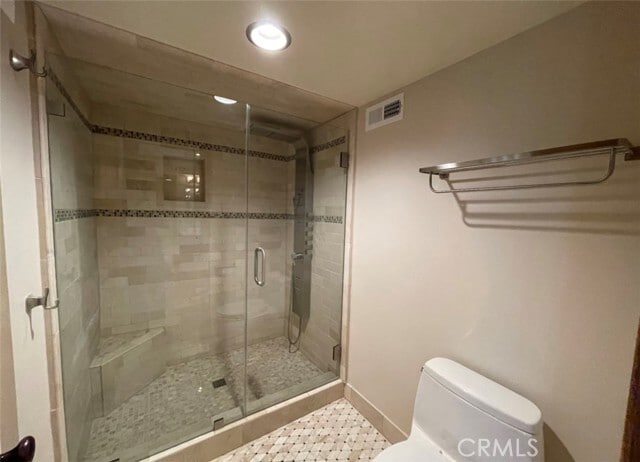 Building Photo - 8 Solana