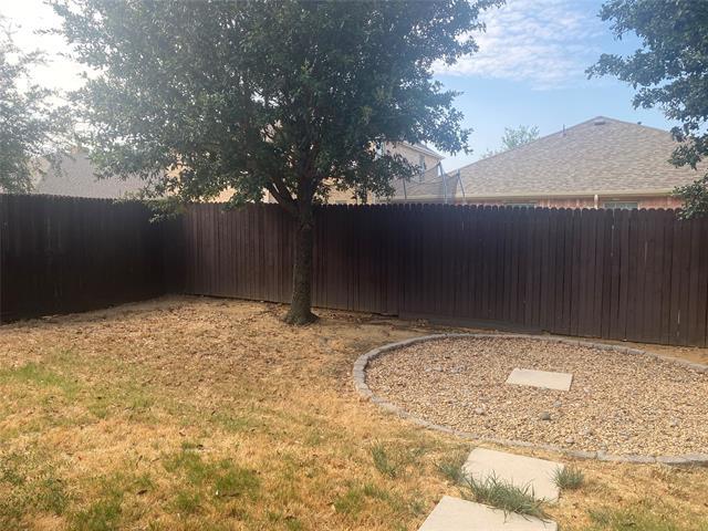 Building Photo - 2712 Lake Ridge Dr