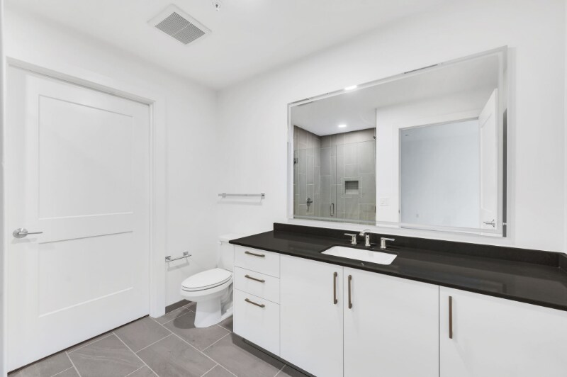 Building Photo - 1212 Demonbreun St