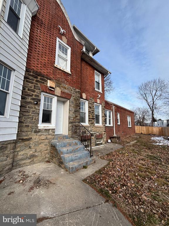 Building Photo - 2025 N 62nd St