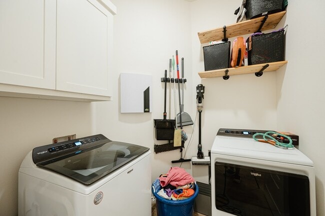 Building Photo - 5401 Constitution Ave