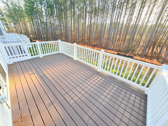 Building Photo - 8760 Whitman Dr