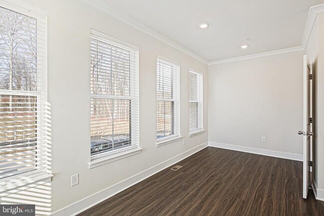 Building Photo - 11413 Starlight Pl