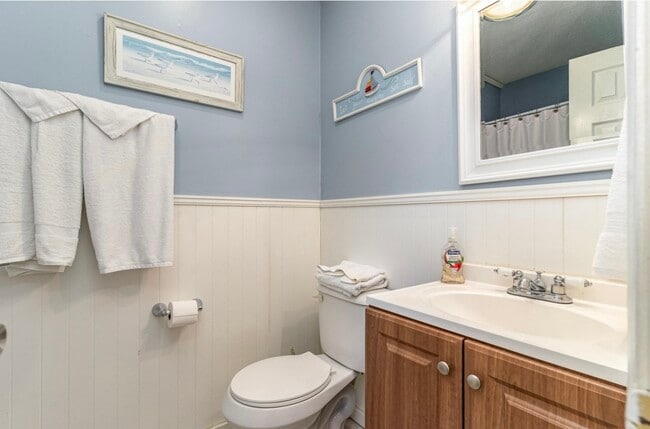 Building Photo - 3700 Golf Colony Ln