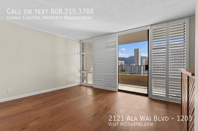 Building Photo - 2121 Ala Wai Blvd