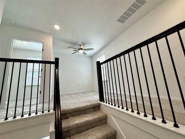 Building Photo - 1602 Iberville Dr