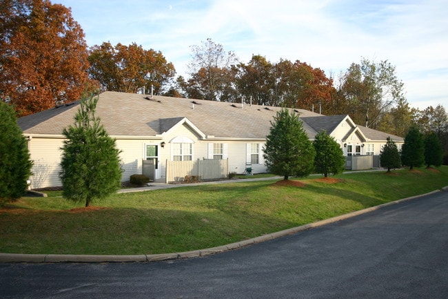 Primary Photo - Ashberry Village Apartments