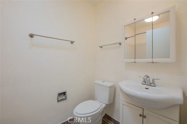 Building Photo - 432 S Sierra Madre Blvd