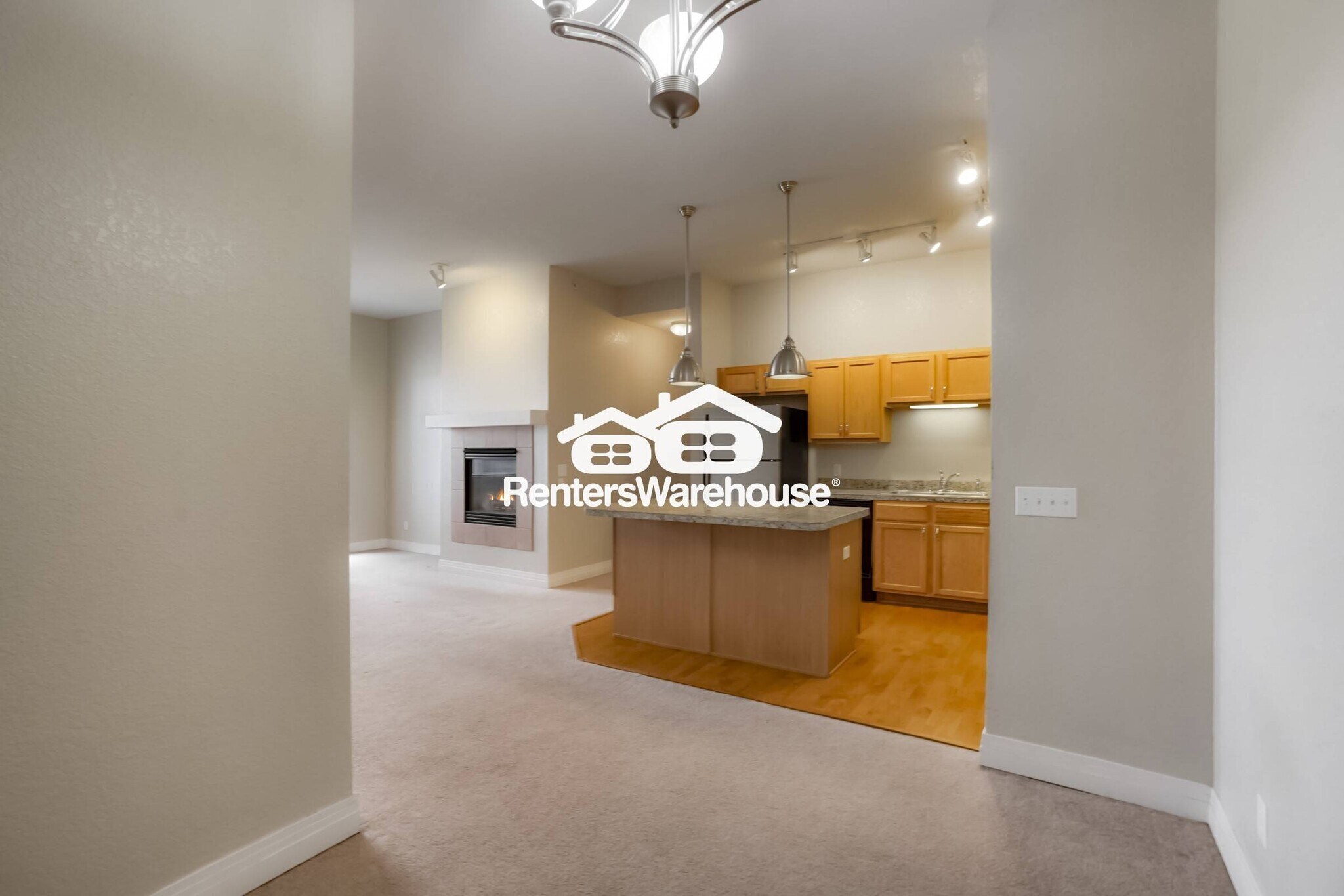 Building Photo - 199 Quebec St