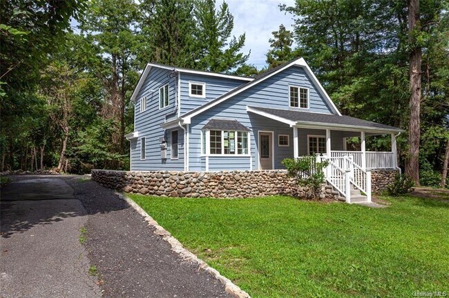 Building Photo - 2515 Garden Ln