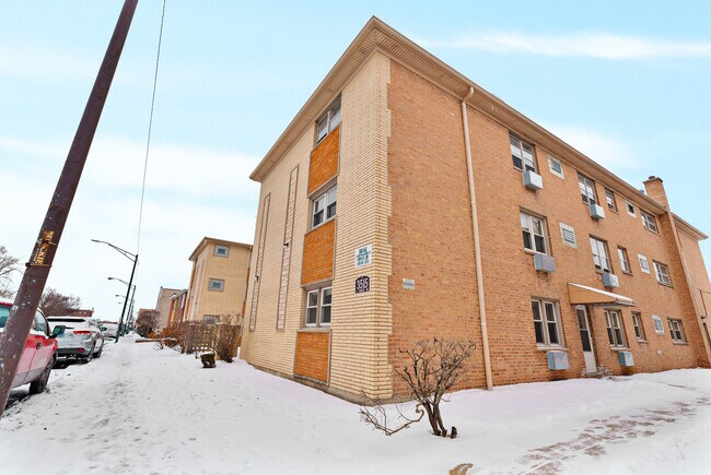 Building Photo - 3515 S Harlem Ave