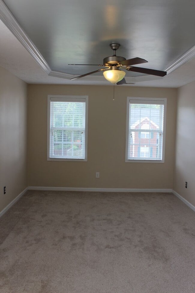 Building Photo - Parkers Ridge