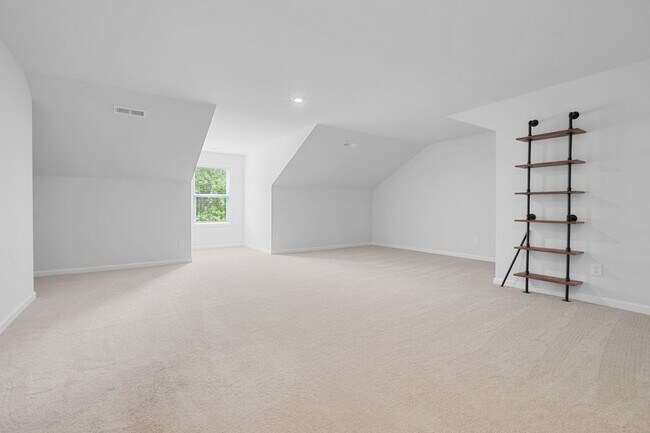 Building Photo - Charming 3 bedroom 2.5 bath Townhome in Wake Forest