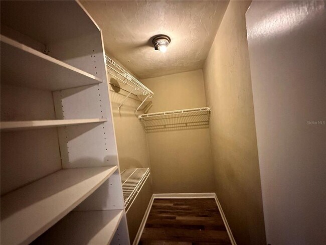 Building Photo - 2735 SW 35th Pl