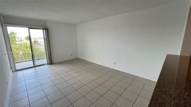 Building Photo - 4550 NW 9th St