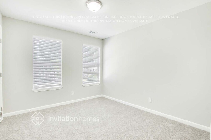 Building Photo - 6355 Ashdale Dr