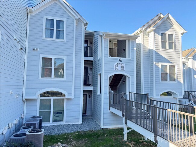 Building Photo - 18701 Nautical Dr