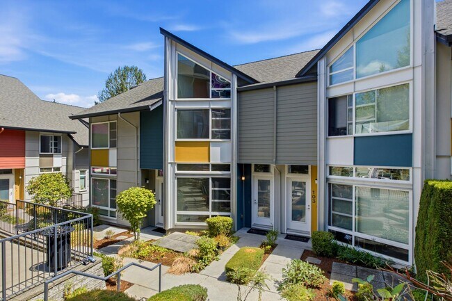 Building Photo - 15200 NE 81st Way
