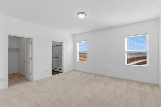 Building Photo - 211 Shiro Dr