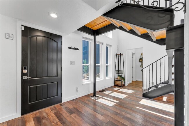 Building Photo - 5445 Tannerwood Dr
