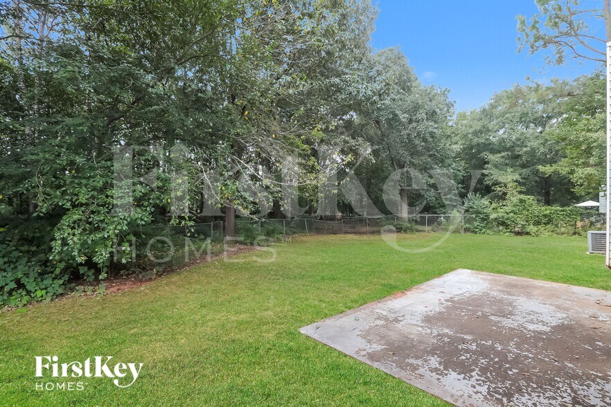 Building Photo - 270 Countryside Ln