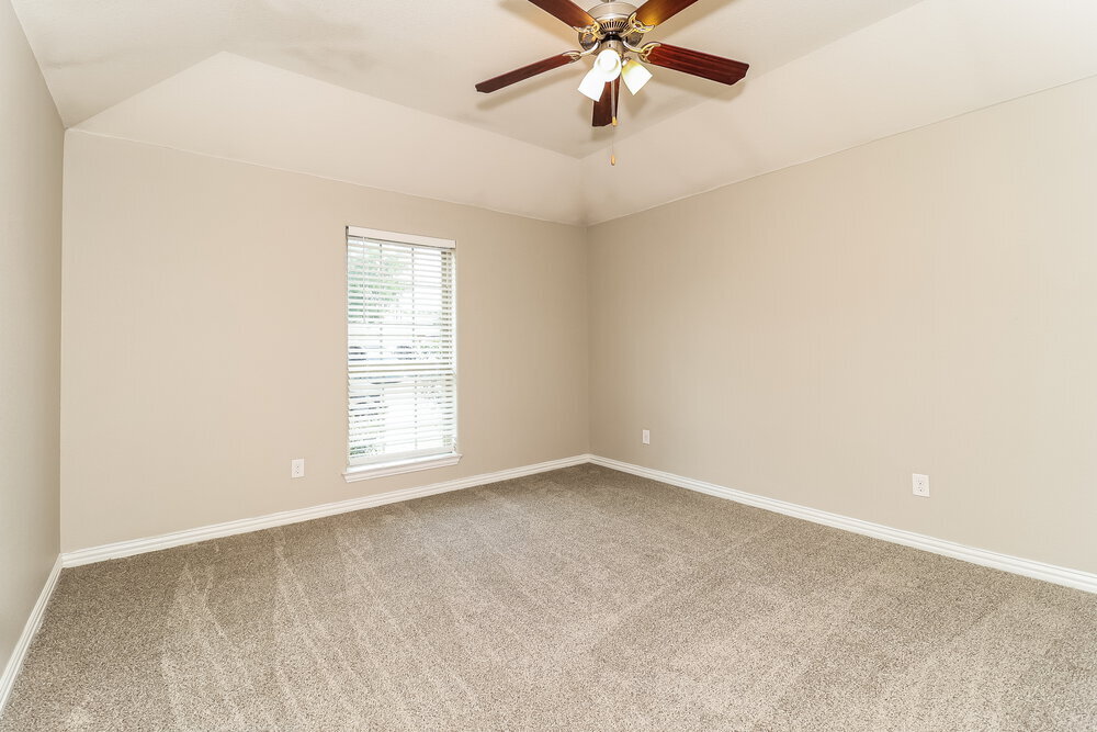 Building Photo - 7617 Hollow Forest Dr