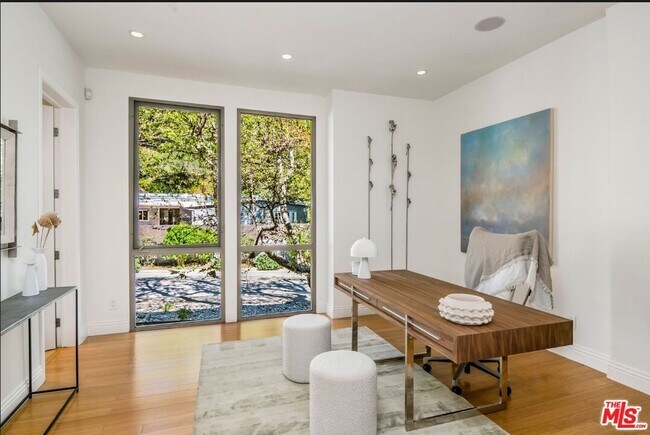 Building Photo - 3685 Mandeville Canyon Rd