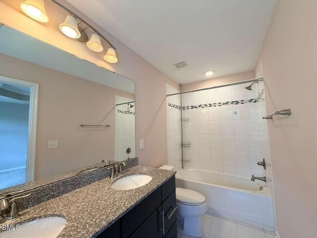Building Photo - 112 Brier Summit Pl