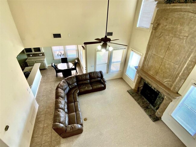 Building Photo - 614 Killarney