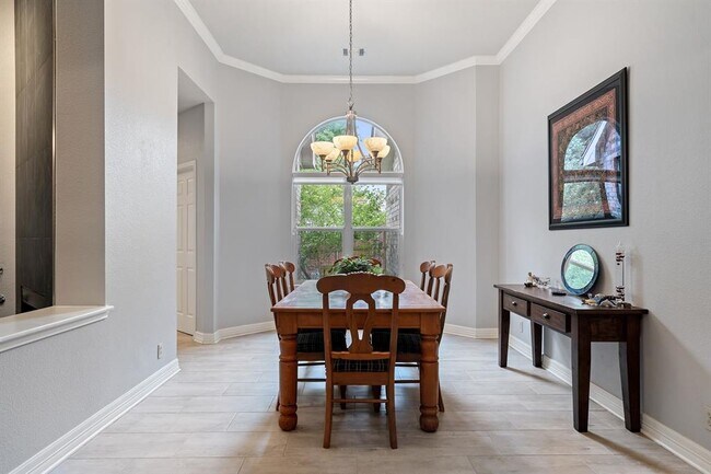 Building Photo - 2812 Cascade Falls Dr