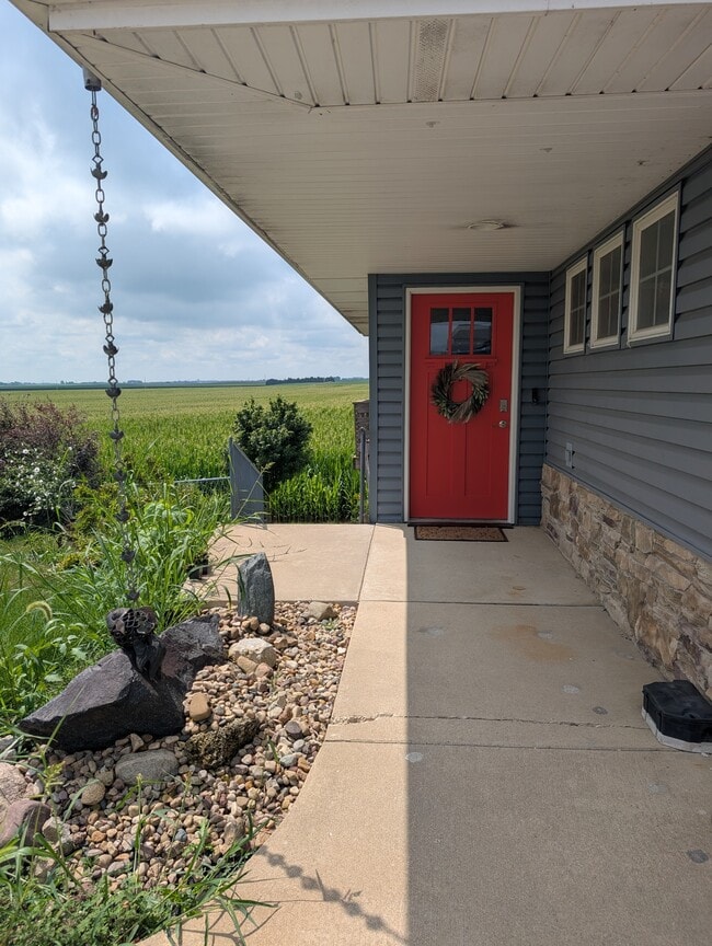 Primary Photo - 1805 Hillshire Dr