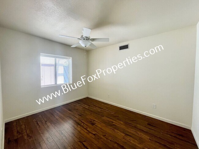 Building Photo - 2898 E Weymouth Cir