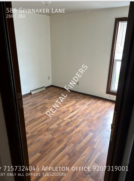 Building Photo - 586 Spinnaker Ln