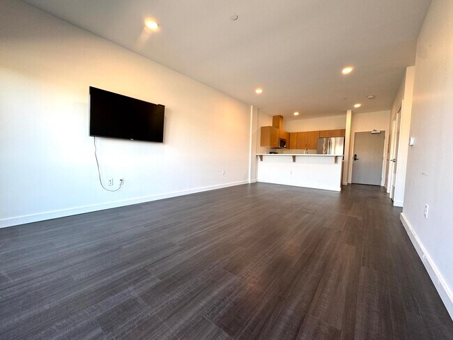 Building Photo - Liberty Beall