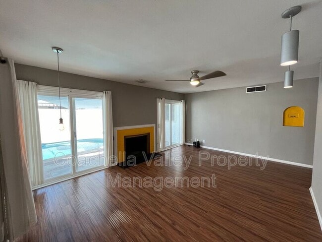Building Photo - 4080 Cll San Antonio