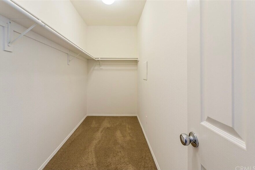 Building Photo - 36317 Antoinette Ln