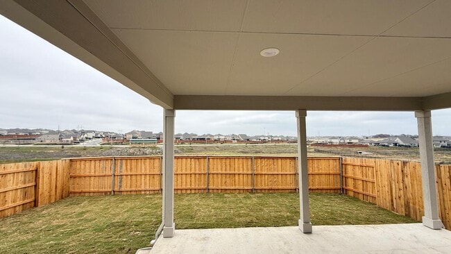 Building Photo - 597 Rubber Tree Wy