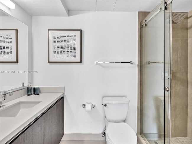 Building Photo - 3040 N Ocean Blvd