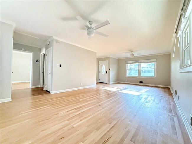 Building Photo - 1980 Kilburn Dr NE